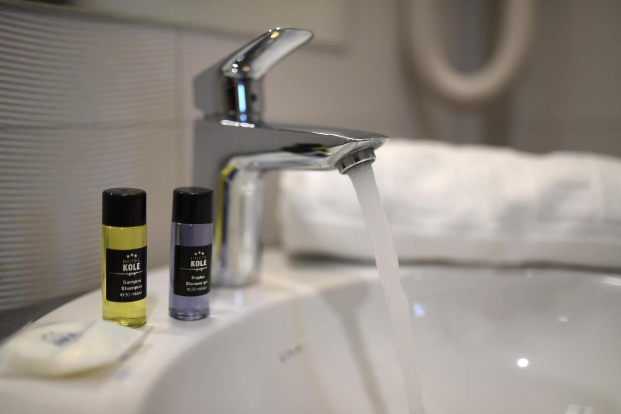 Hotel Kole Čačak Eksteriør billede
