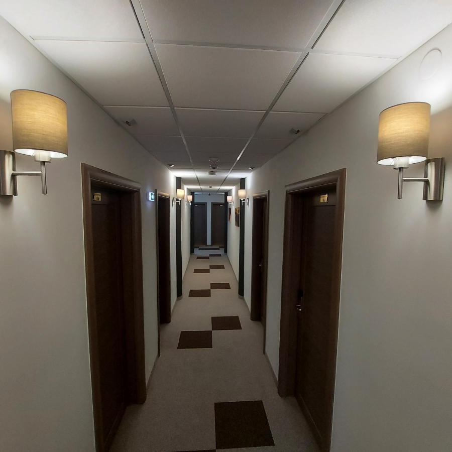 Hotel Kole Čačak Eksteriør billede