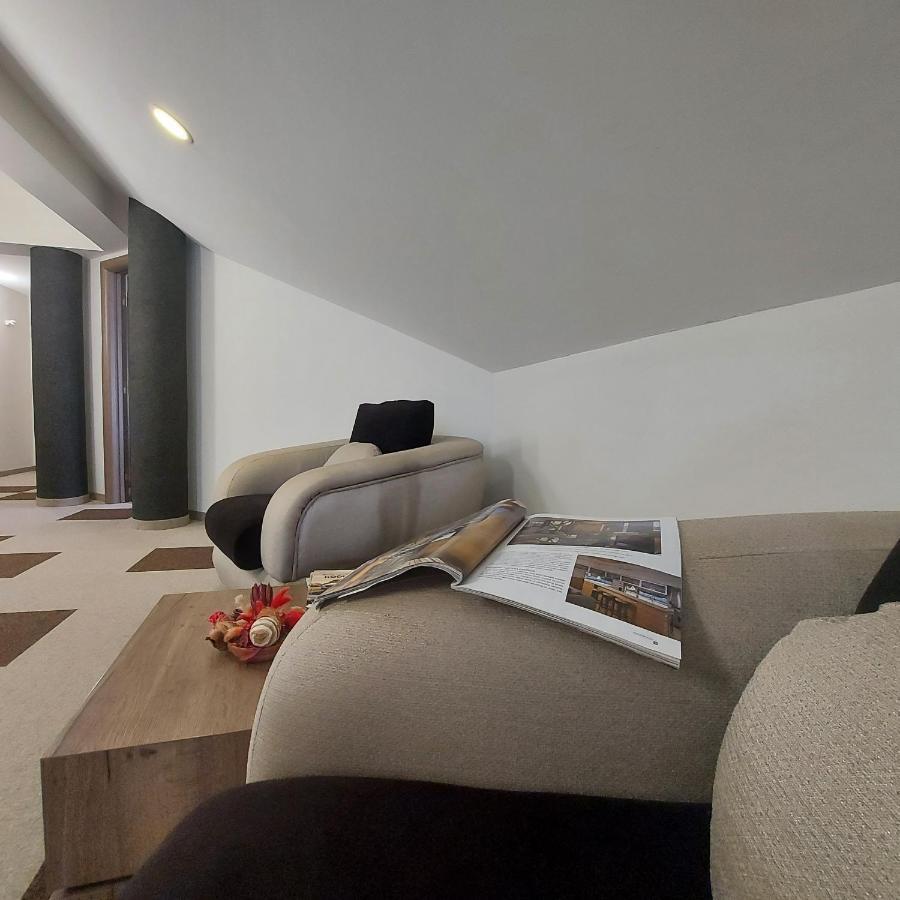 Hotel Kole Čačak Eksteriør billede