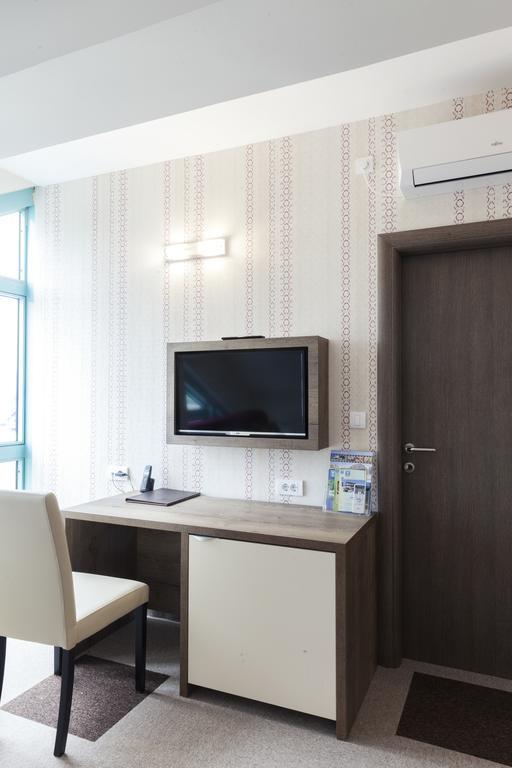 Hotel Kole Čačak Eksteriør billede